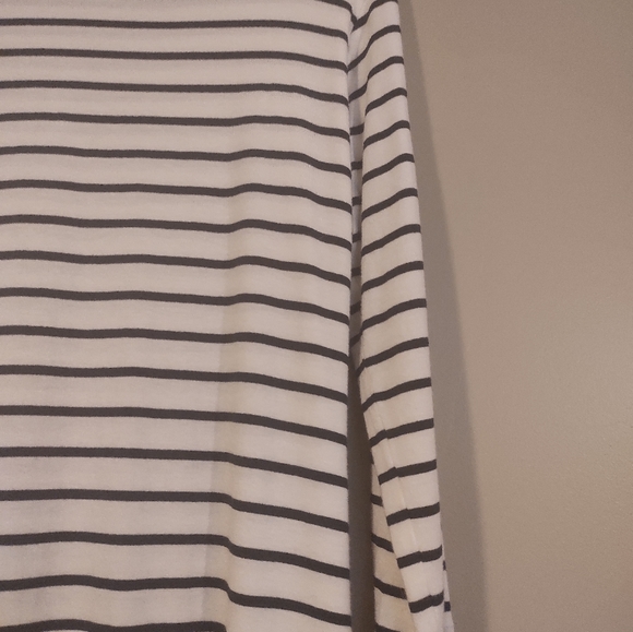 AMOUR VERT Striped Lined Midi Dress - Picture 7 of 8